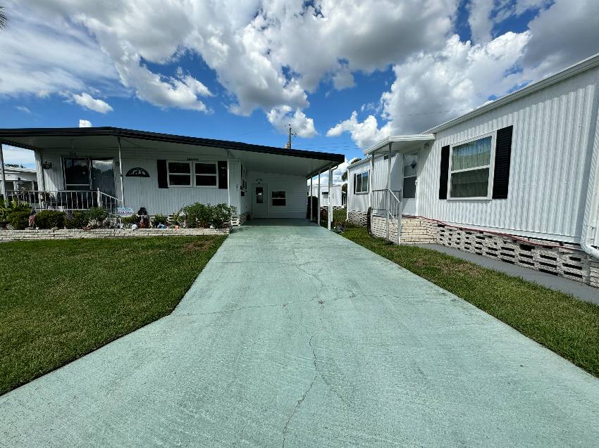 315 Murray Drive a Lakeland, FL Mobile or Manufactured Home for Sale